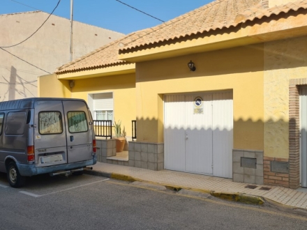 Casa en Planta Baja con Garaje en Pilar de la Horadada